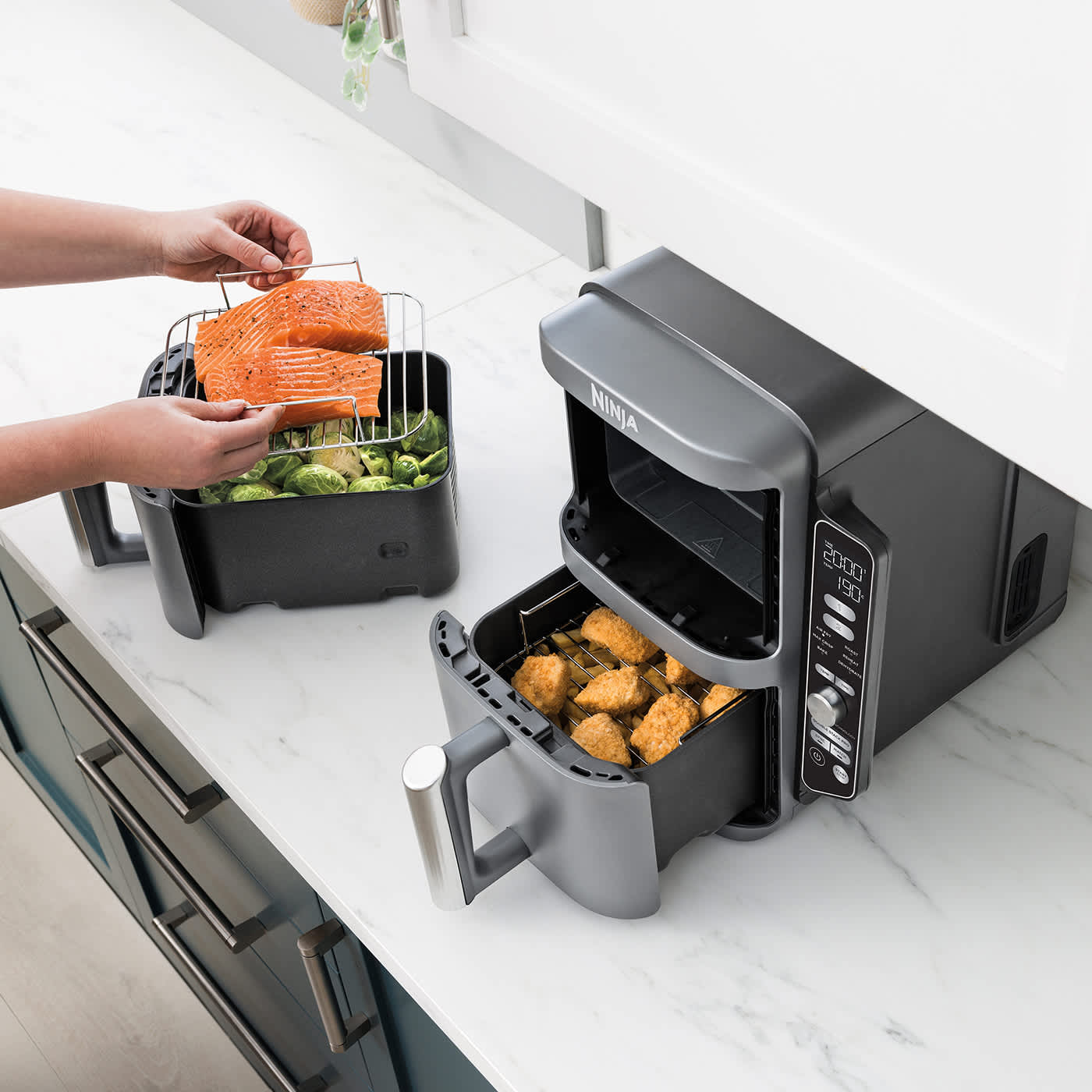 Ninja Double Stack XL — loading the drawer